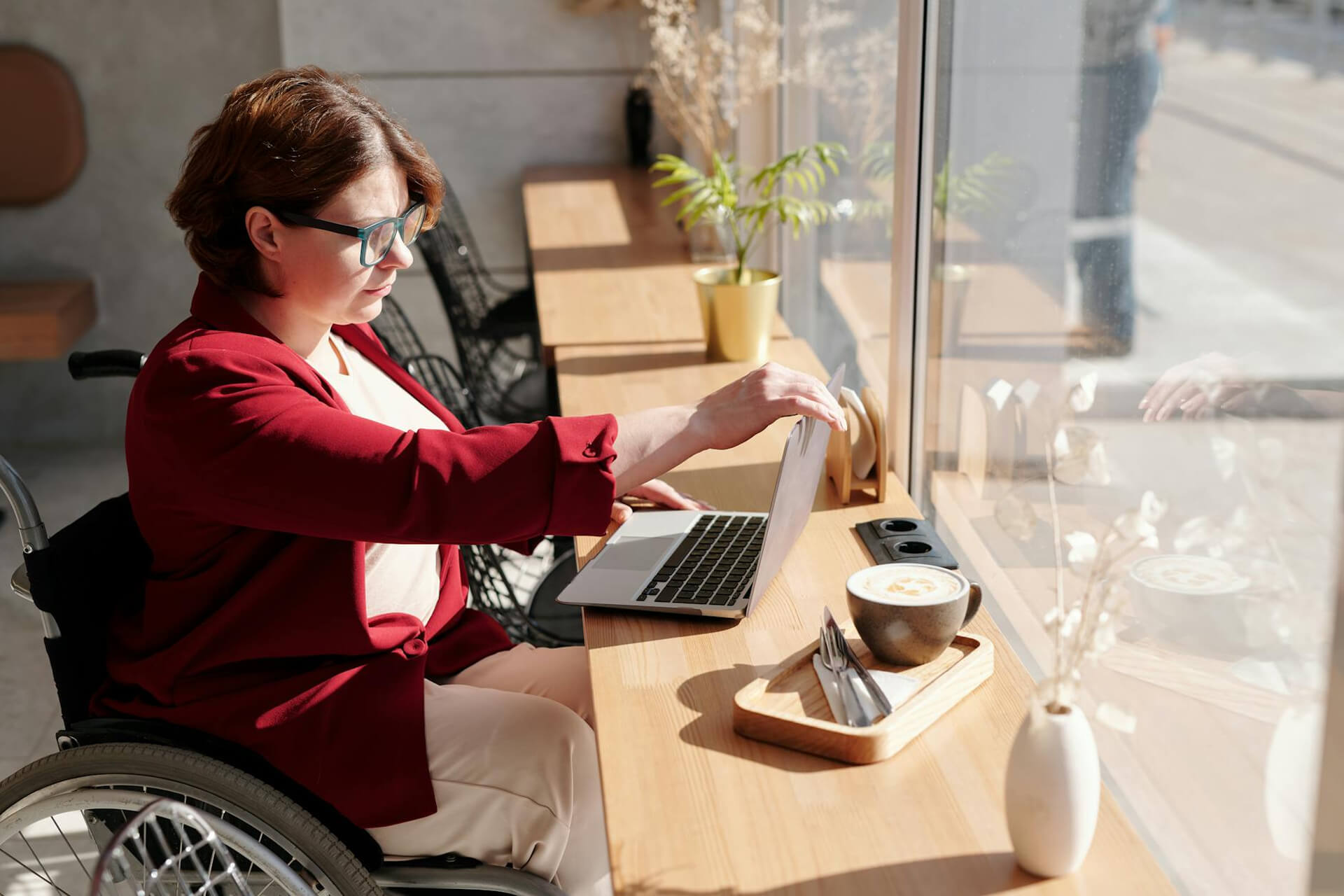 5 Ways to Know You’ve Found a Case Manager Who Truly Cares  at Blue Sky Case Management